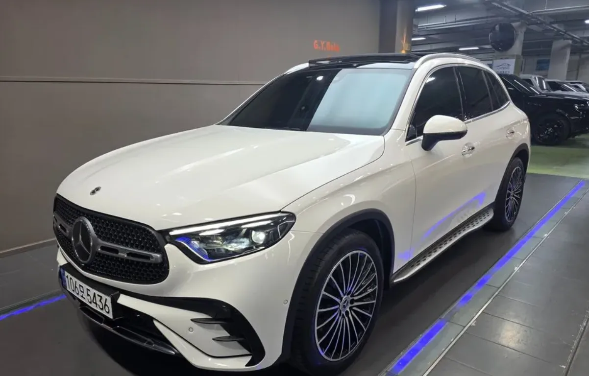 2024 Mercedes-Benz GLC 300